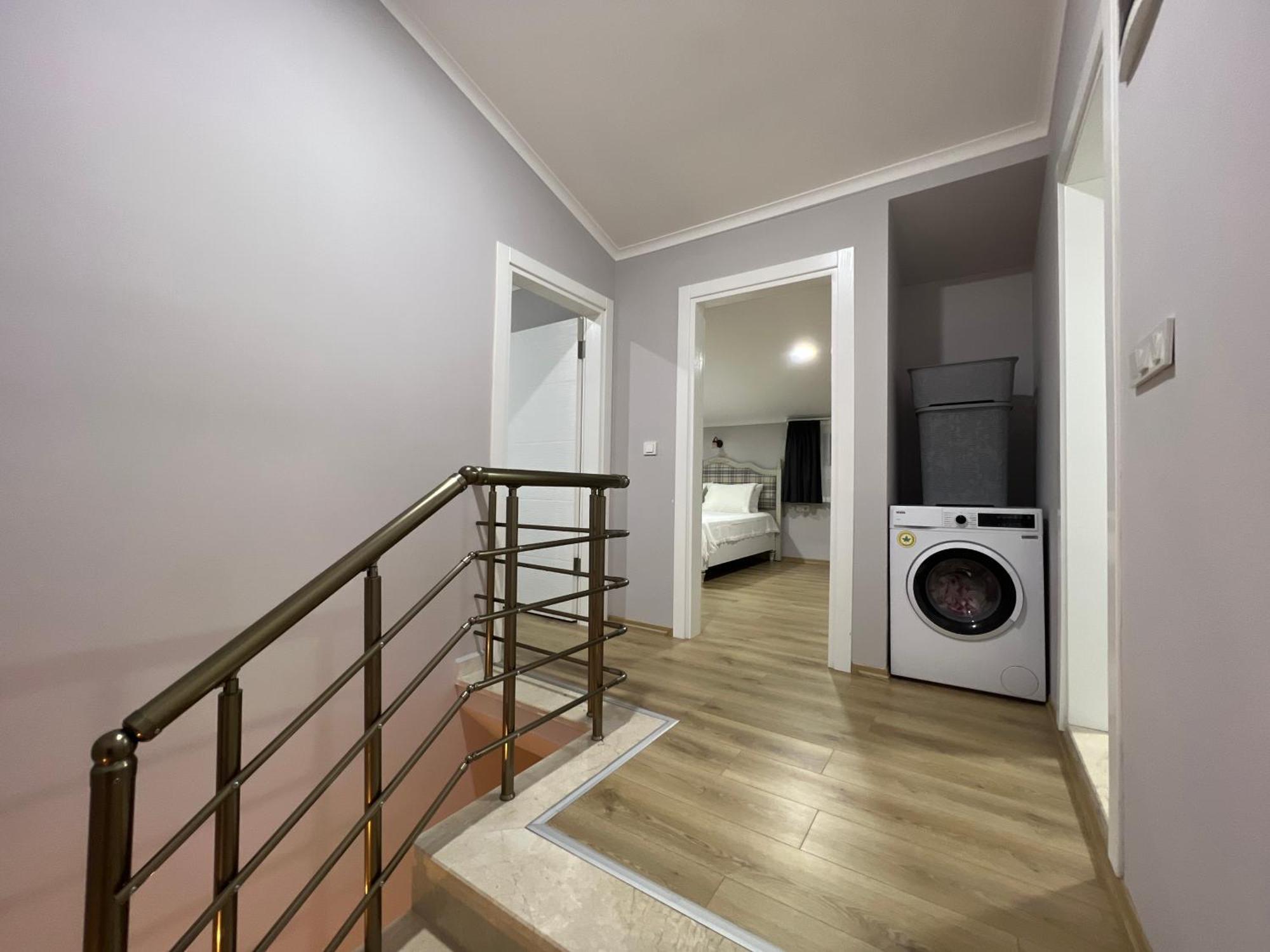 Apartment Pine 2 *
