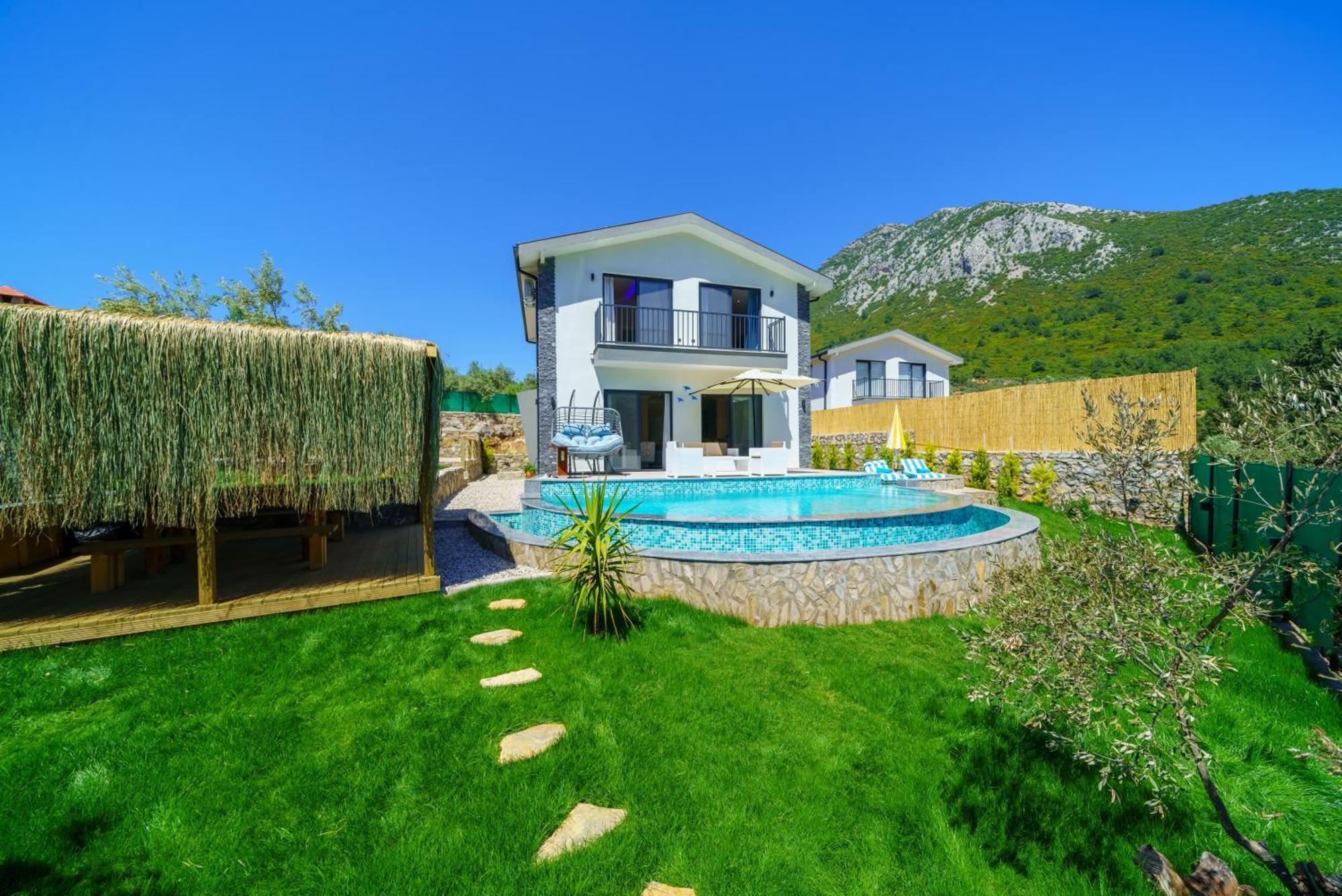 Loop House - Luxury With Pool In Yesiluezuemlue * Fethiye