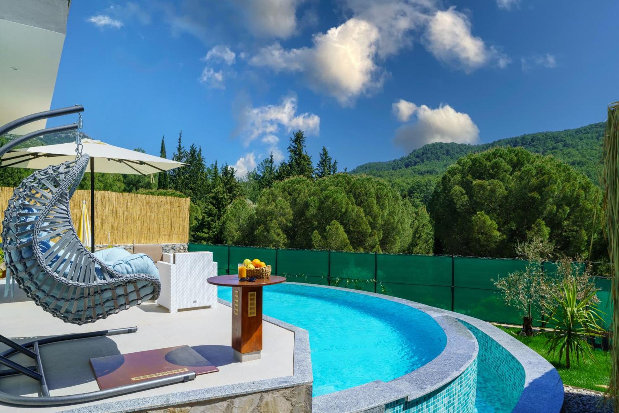 Villa Loop House - Luxury With Pool In Yesiluezuemlue Fethiye