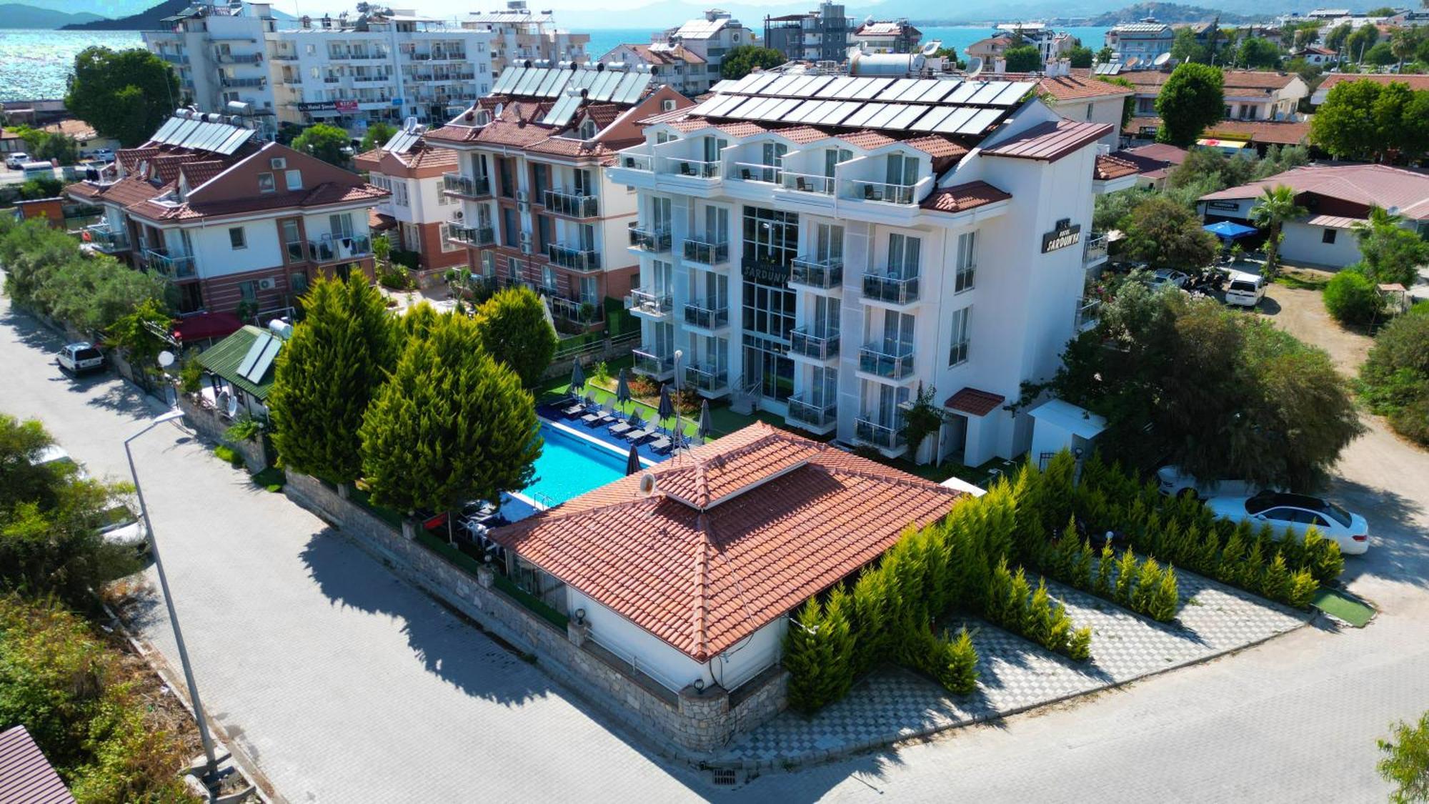 Hotel Sardunya 3*