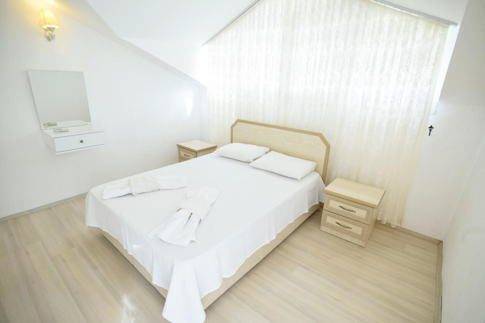Kekik Azure Homes Oeluedeniz Apart Otel Fethiye
