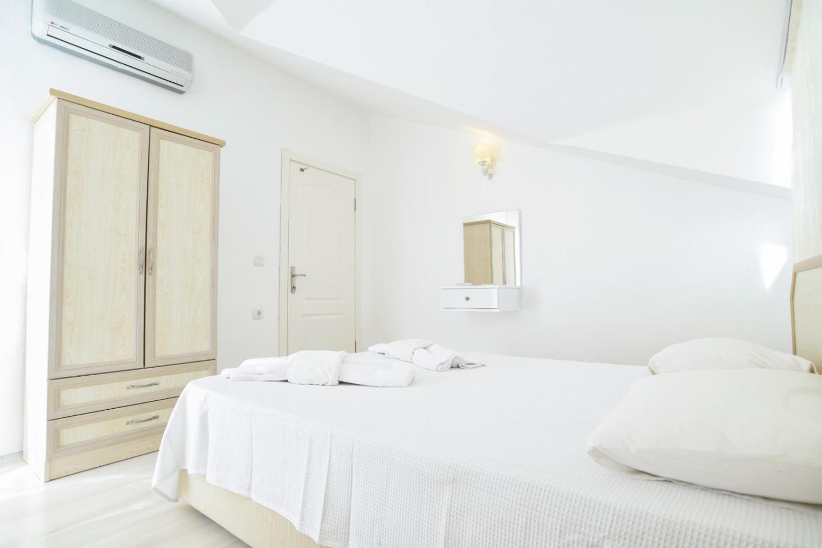 Kekik Azure Homes Oeluedeniz Fethiye