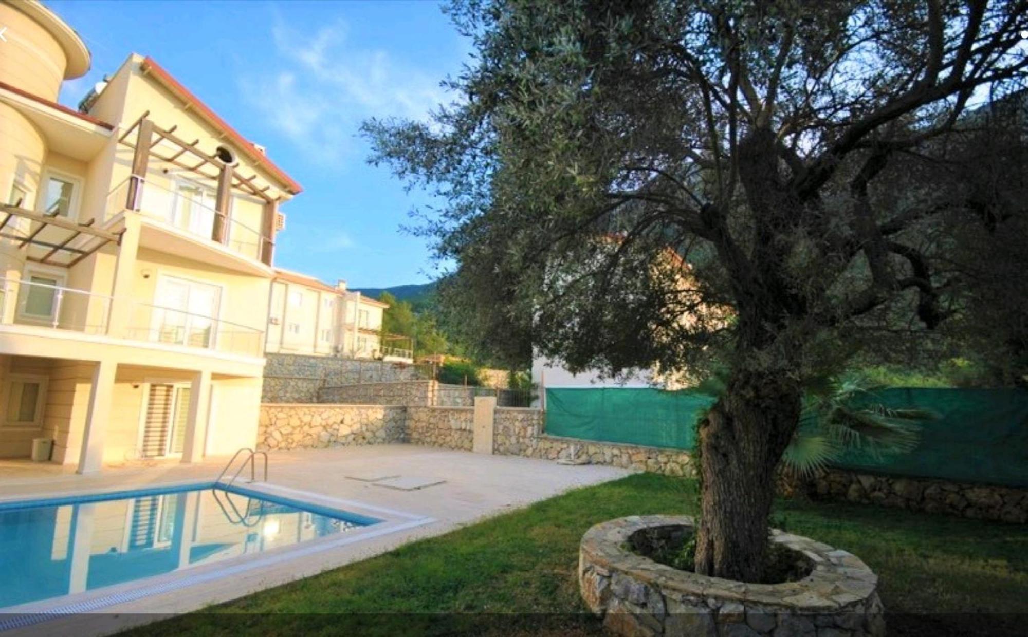 Karmele Villa