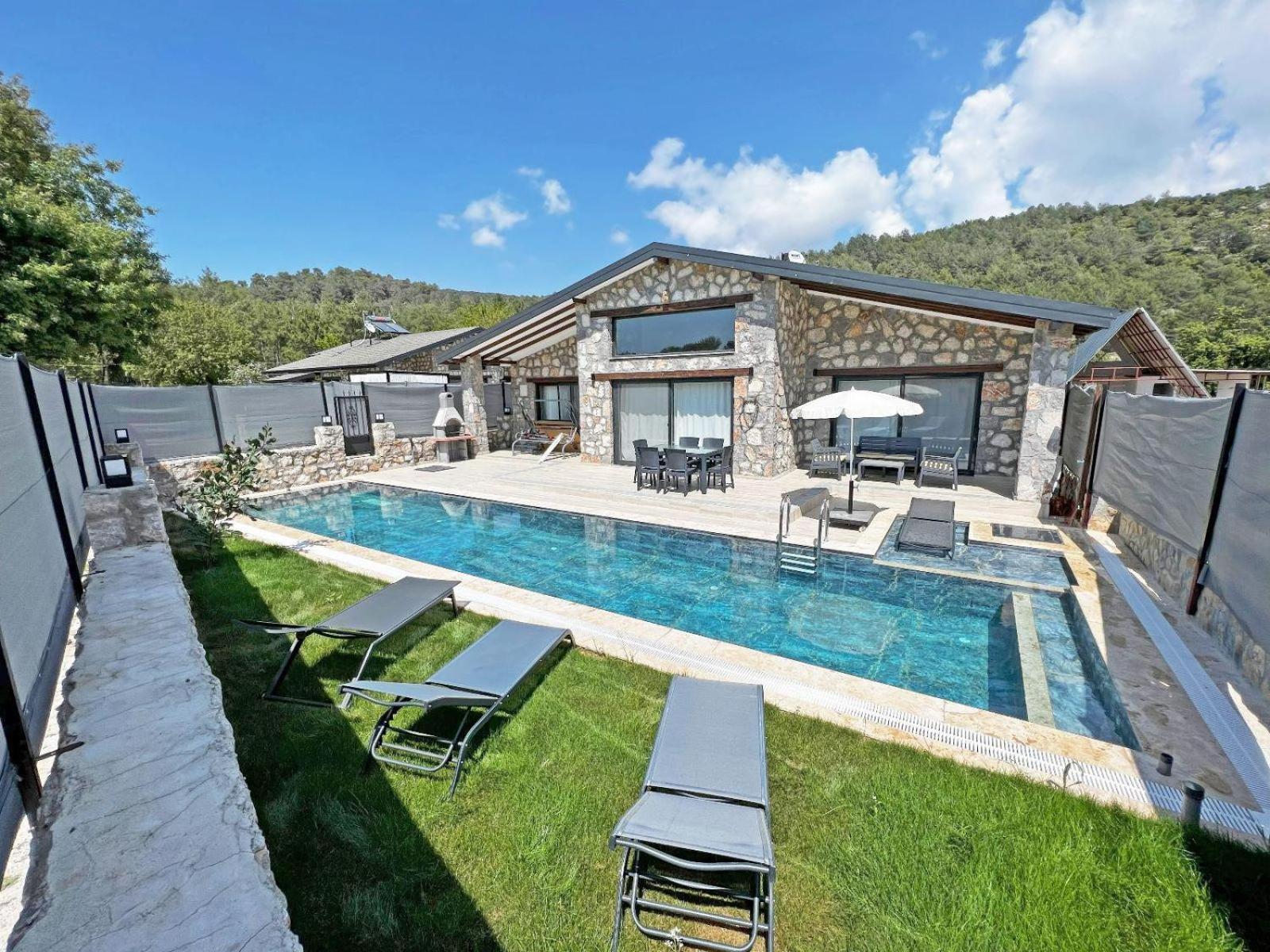 Villa Alya 1