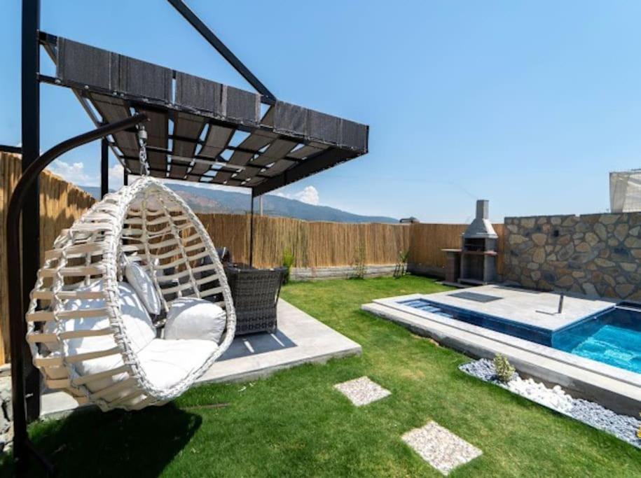 Rose Stone Villa *