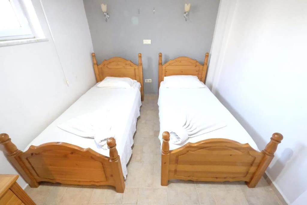 Villa Muestakil Oezel Havuzlu Fethiye