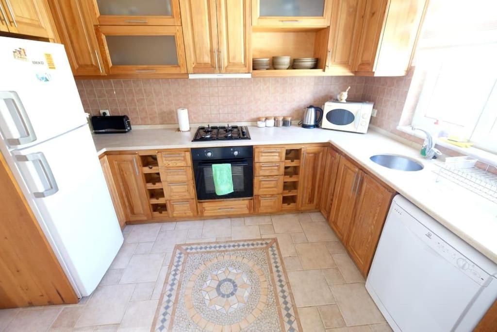 Muestakil Oezel Havuzlu Villa Fethiye