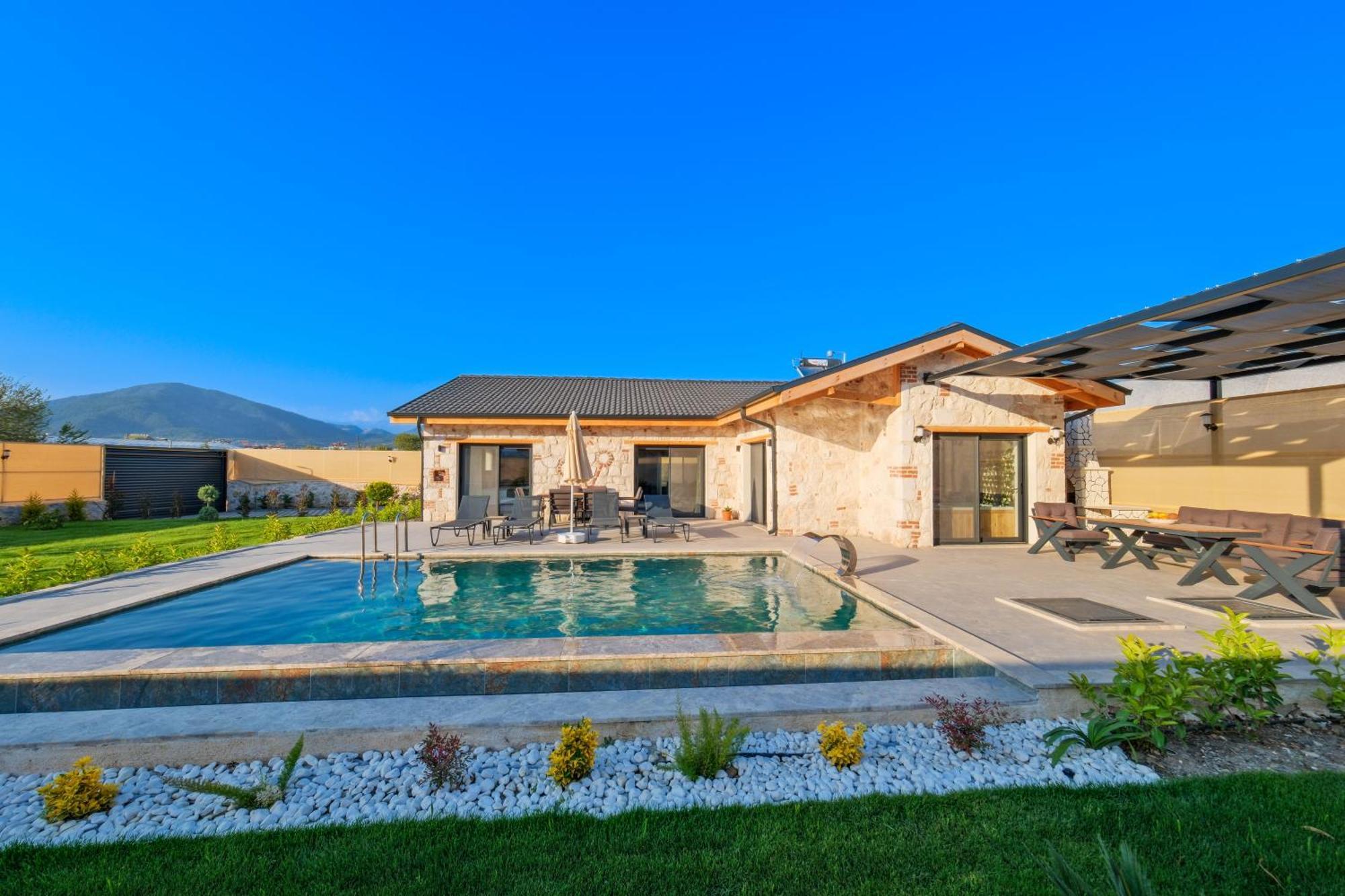 Ader 2 Villa *
