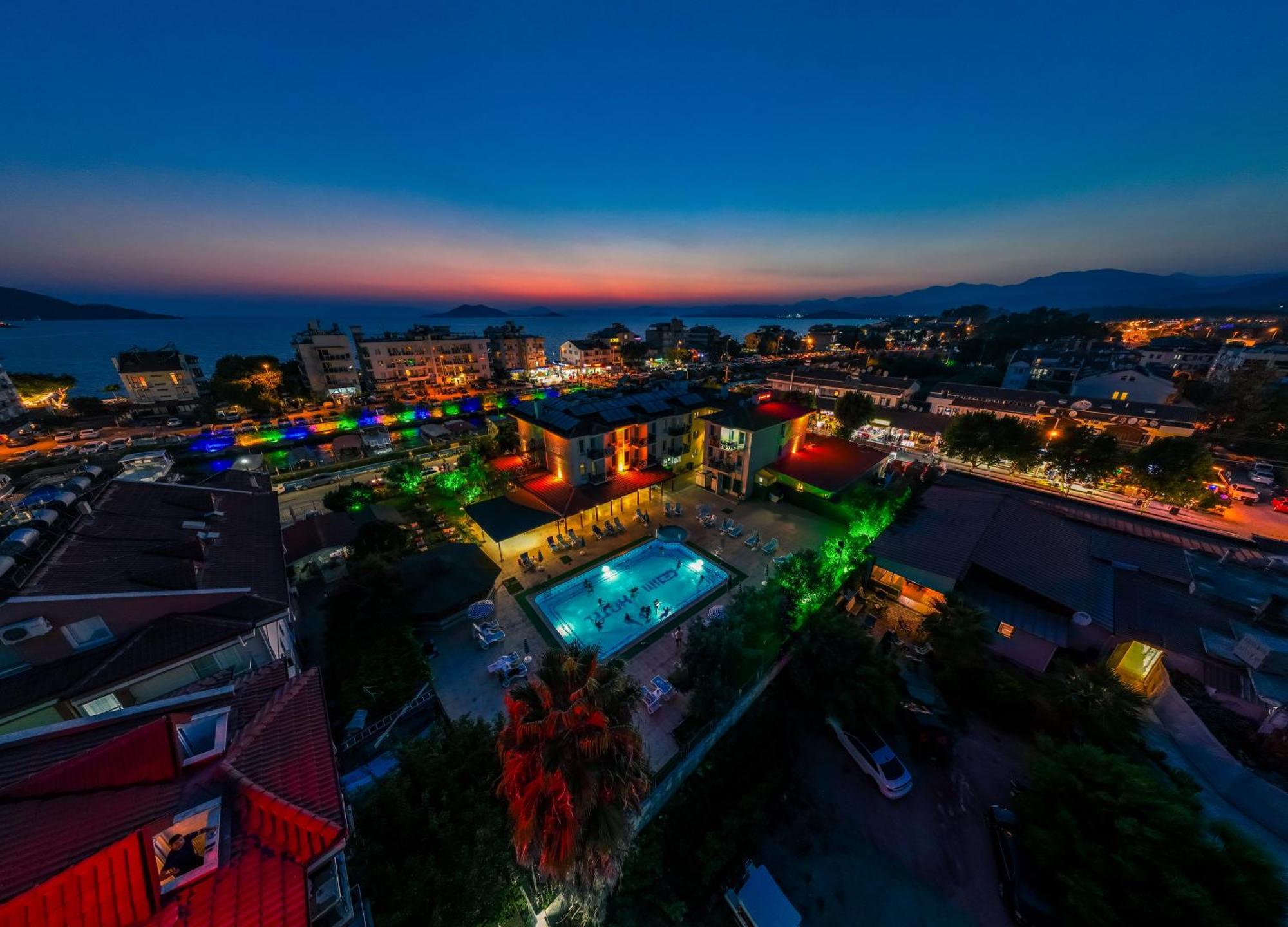 Sunlight Hotel