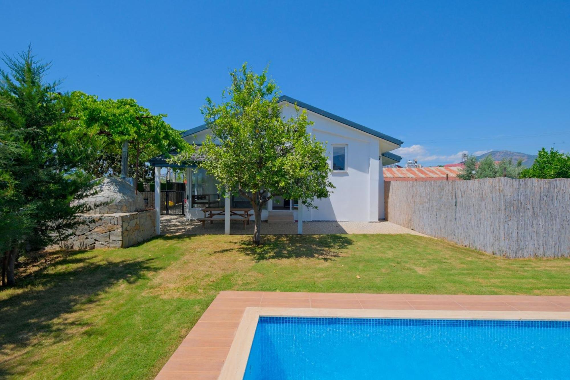 Lavin Villa