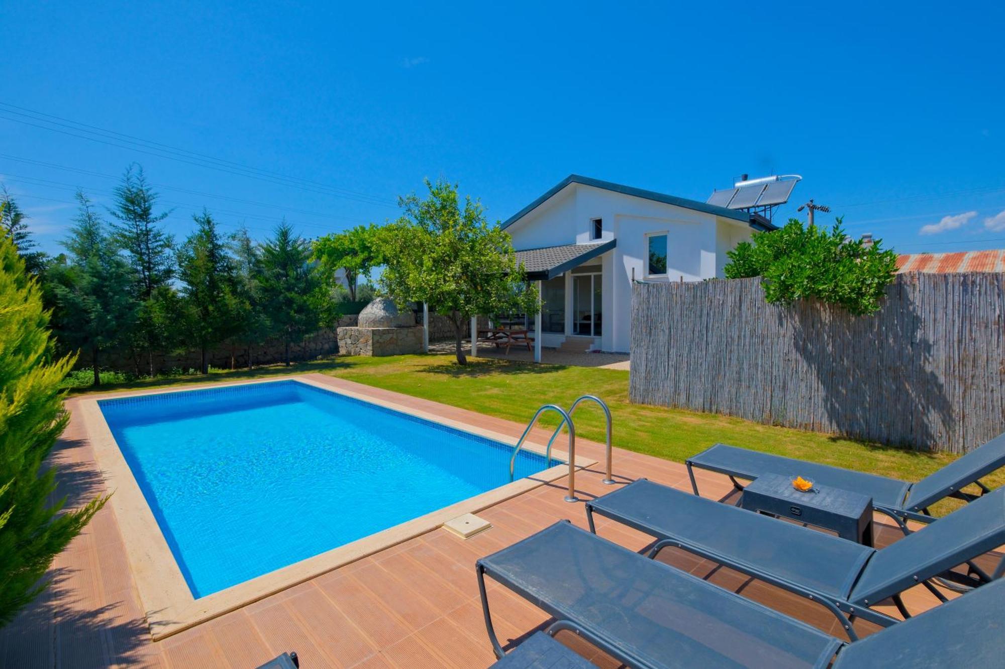 Lavin Villa