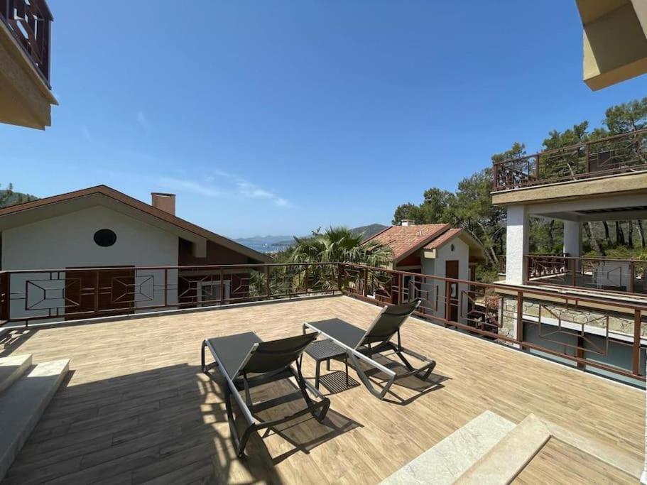 Ela Goecek'te Oezel Havuzlu Luex * Fethiye
