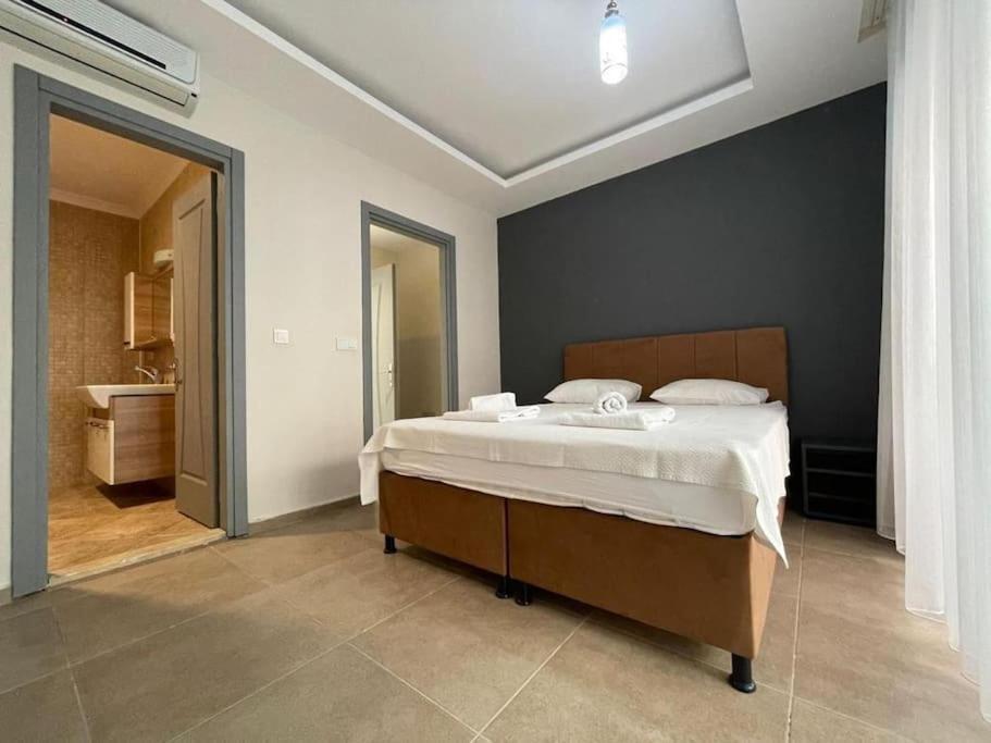 Ela Goecek'te Oezel Havuzlu Luex Villa Fethiye