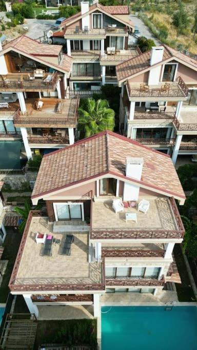 Villa Ela Goecek'te Oezel Havuzlu Luex *