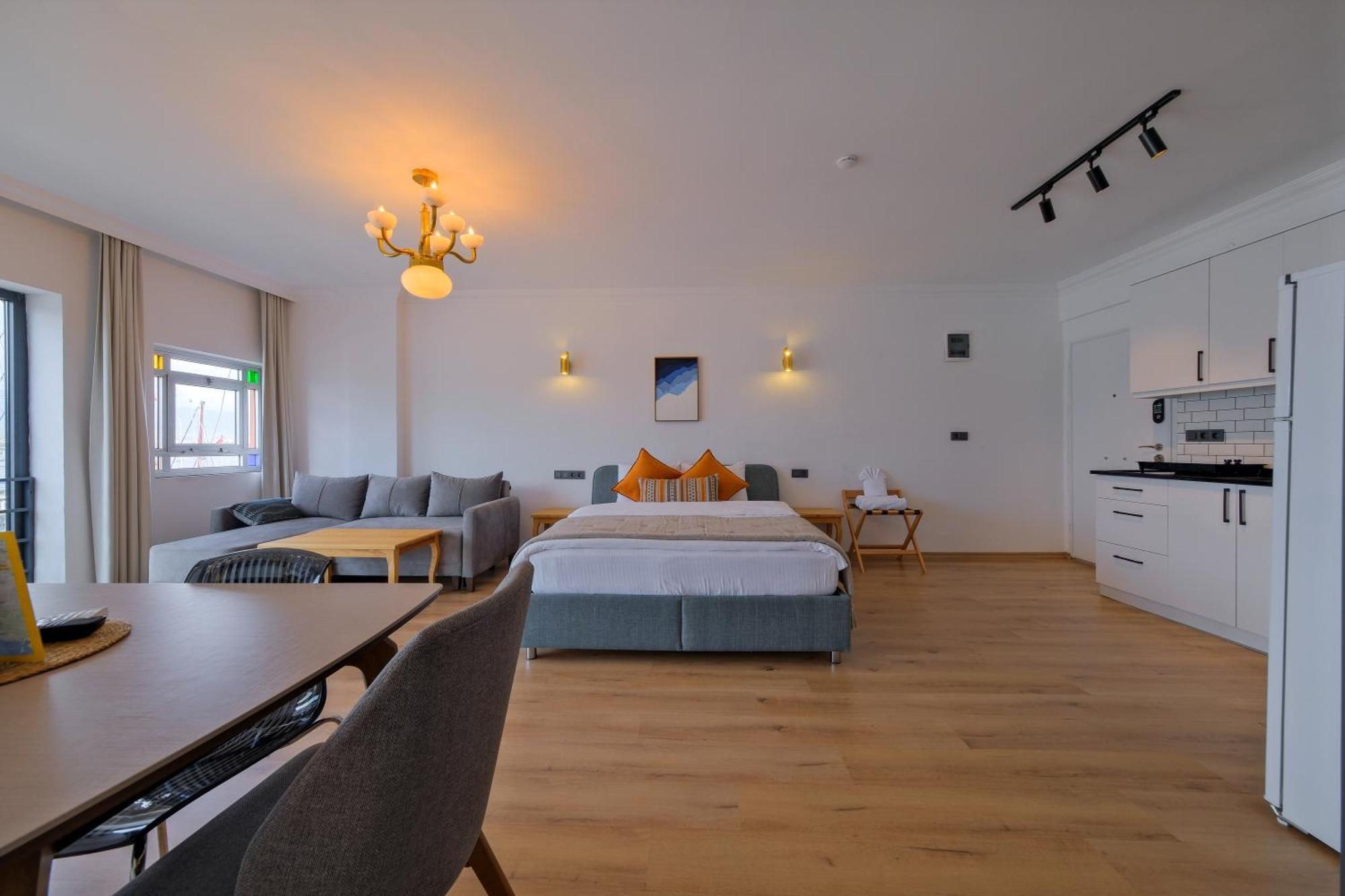 Apart Otel Koerfez *