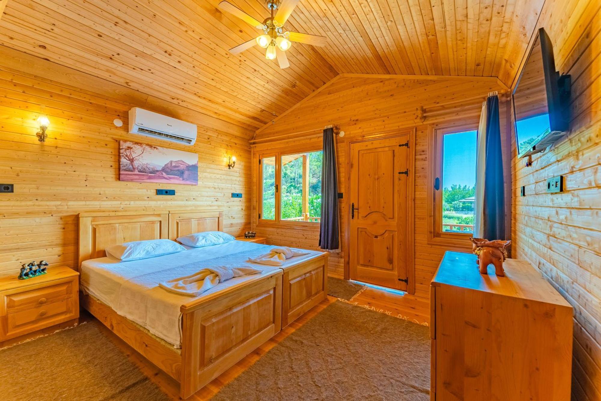Blue Green Life Bungalow *