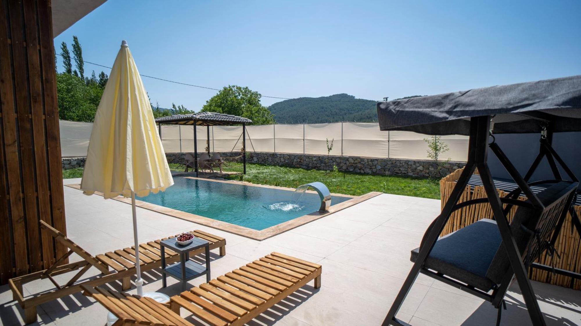 Villa Mera 2