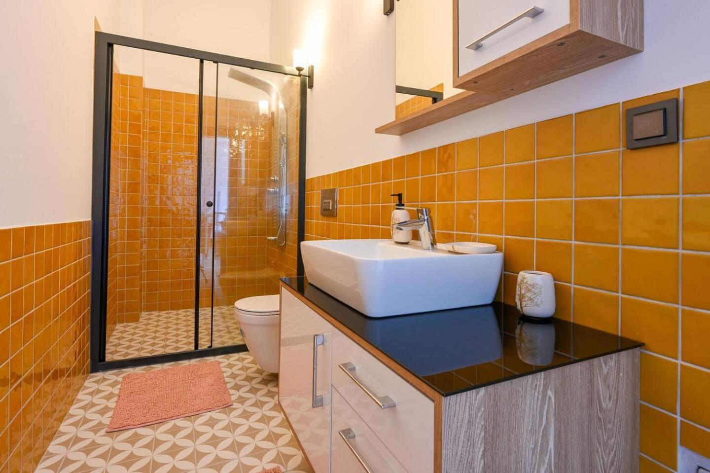 Olive Vista Villa *