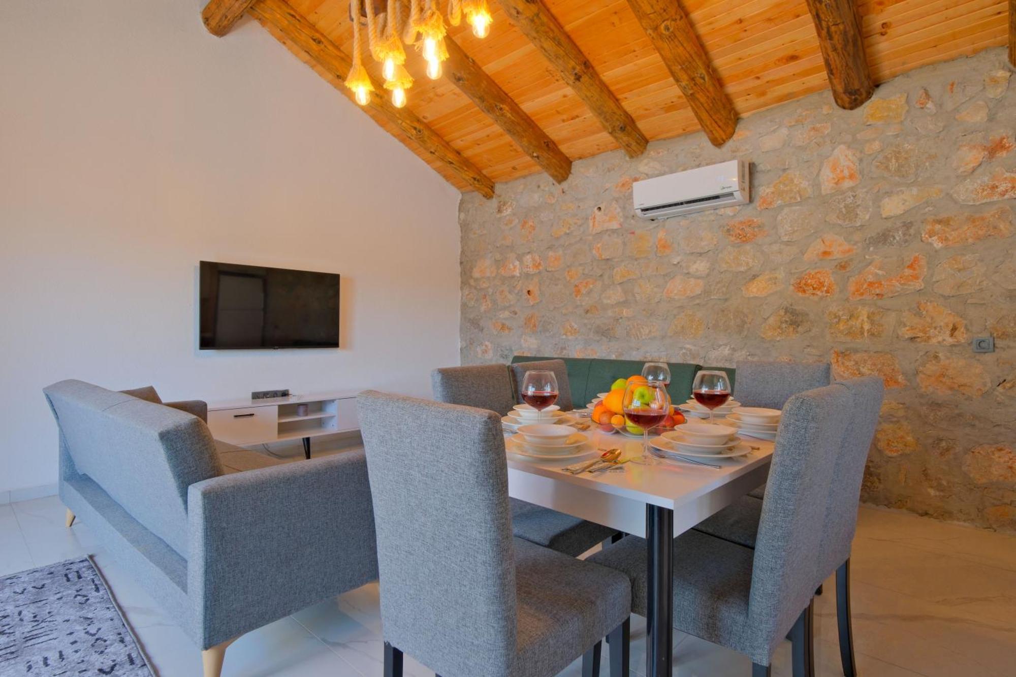 Villaoliveterrace Villa