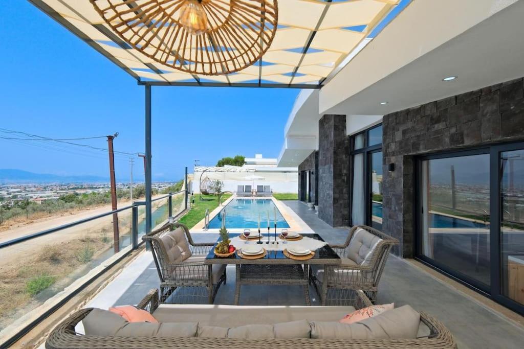 Huzurlu Bir Tatil Deneyimi Villa Fethiye
