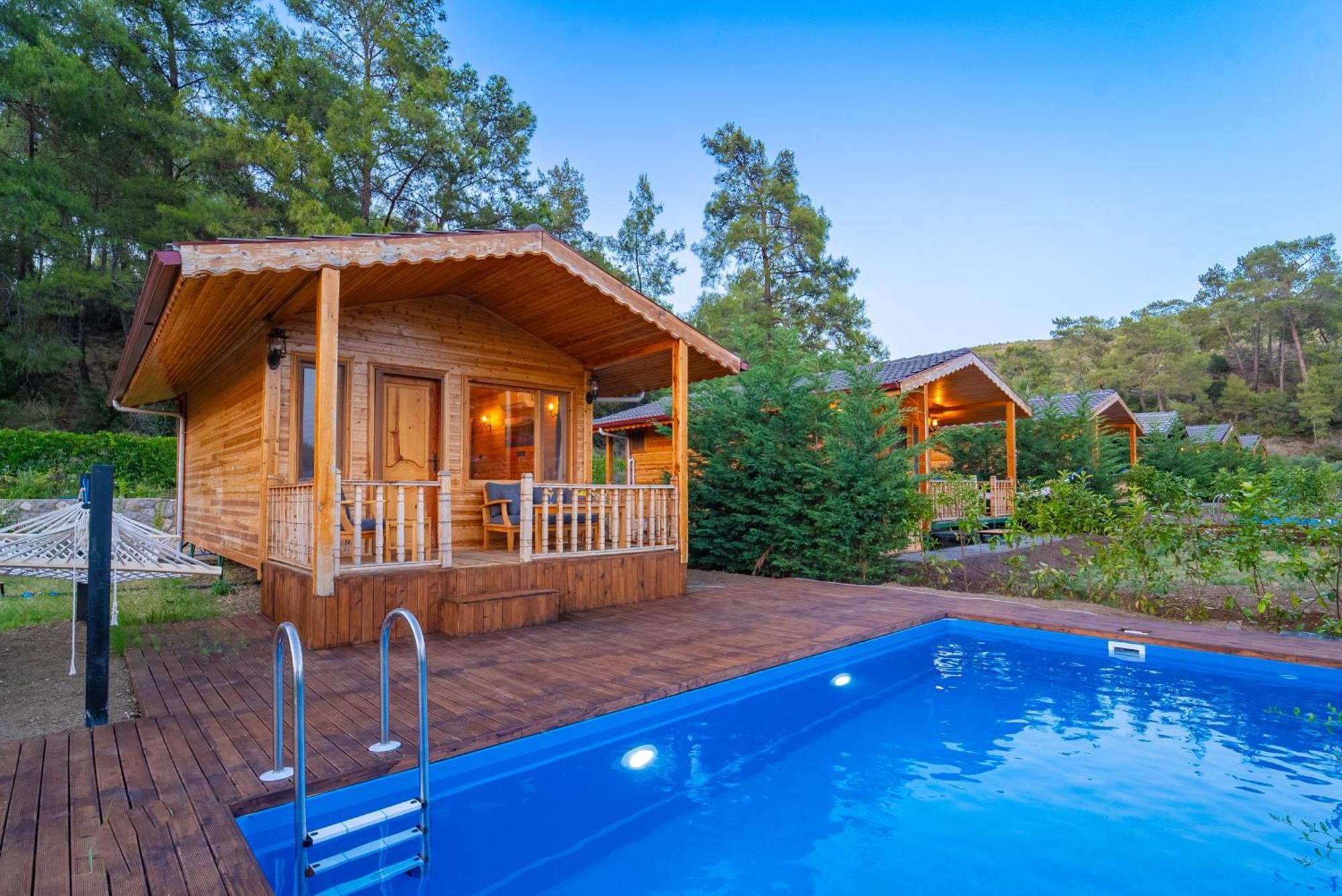 Blue Green Life Bungalow Bed & Breakfast *