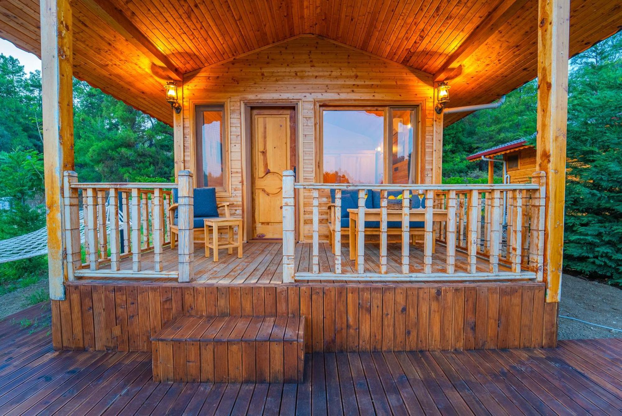 Blue Green Life Bungalow *