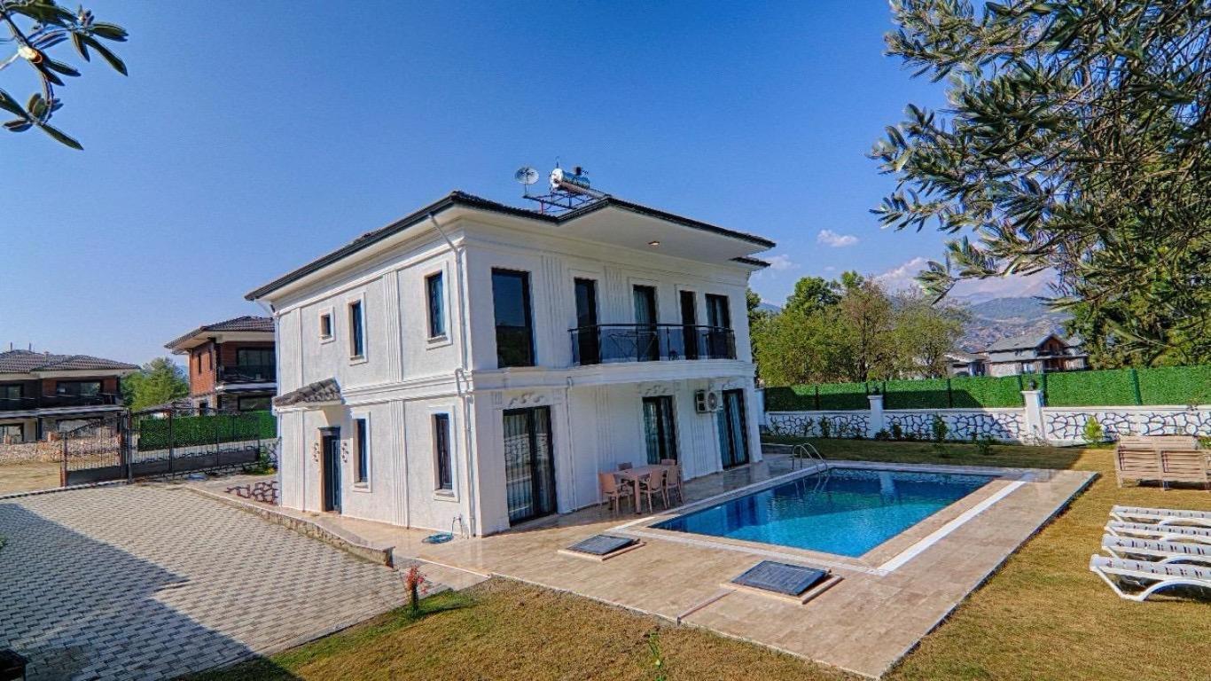 Villa Star House
