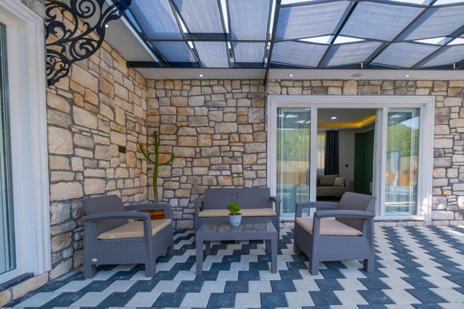Villa Dedekavak 2