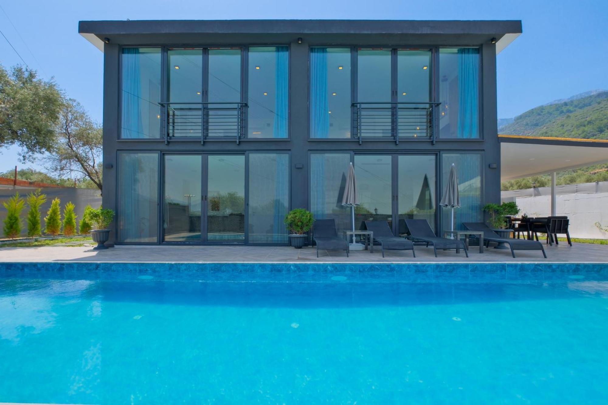 Villa Havuz Jakuzili Luex Fethiye