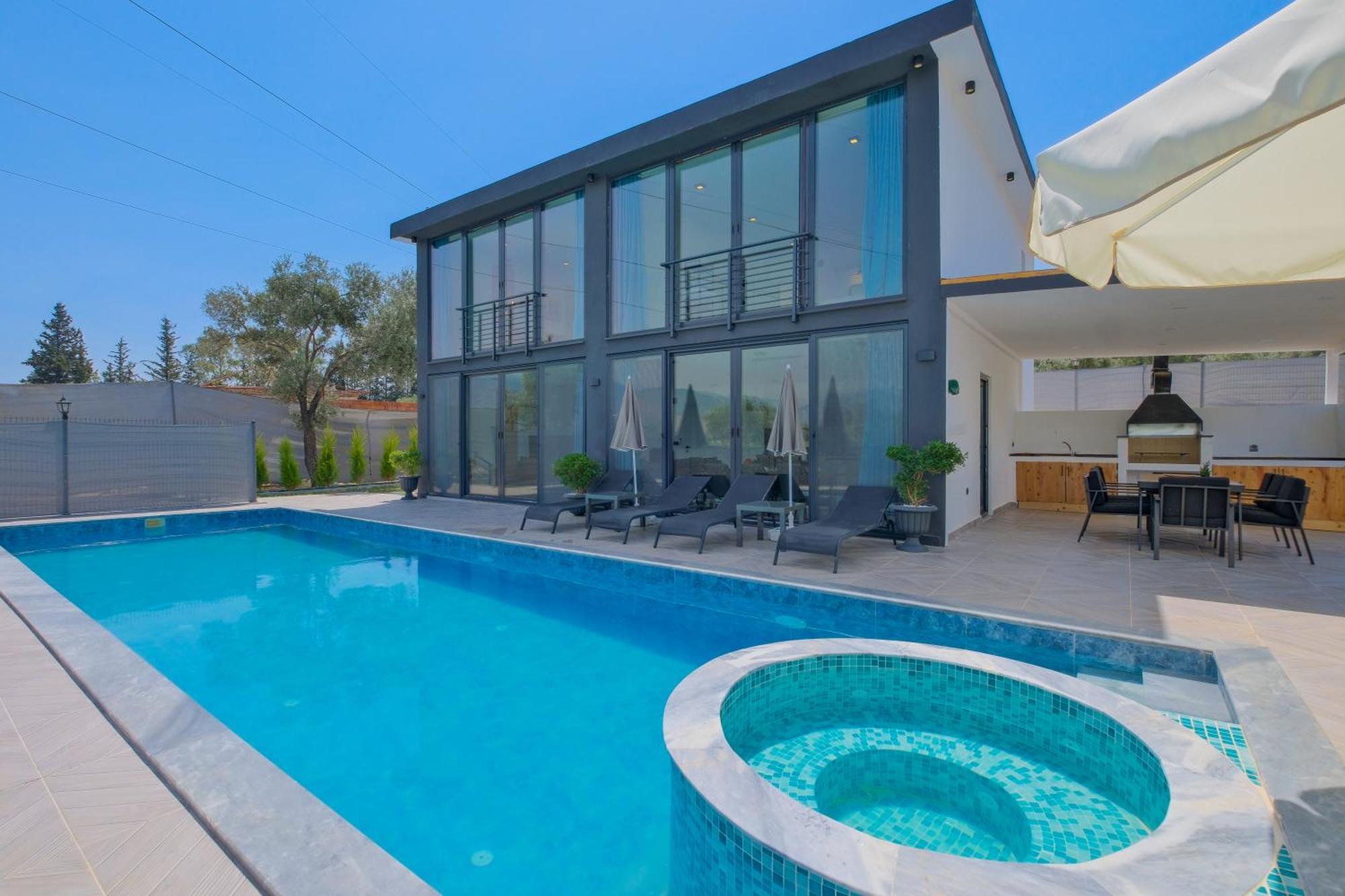 Villa Havuz Jakuzili Luex