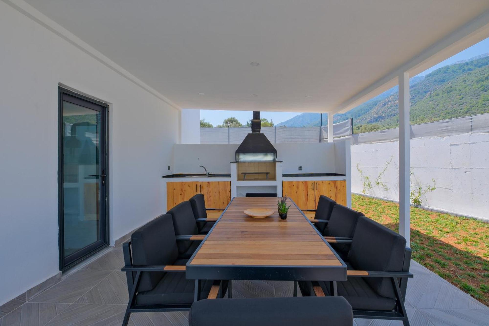 Havuz Jakuzili Luex Villa Fethiye