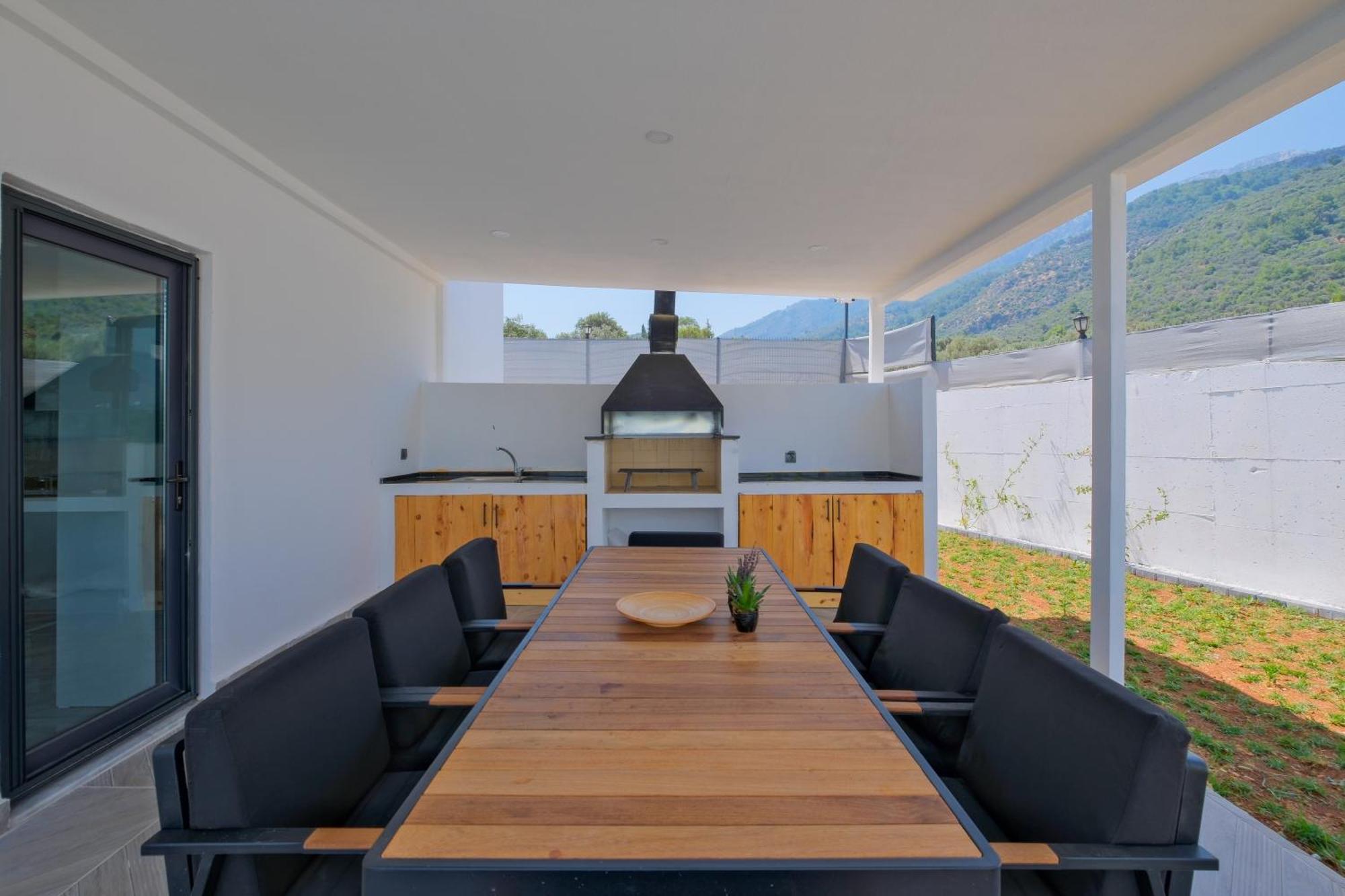 Havuz Jakuzili Luex Villa Fethiye