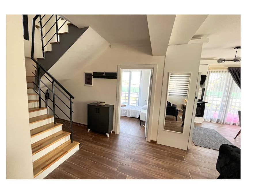 Luxury With Private Pool And Garden Villa121