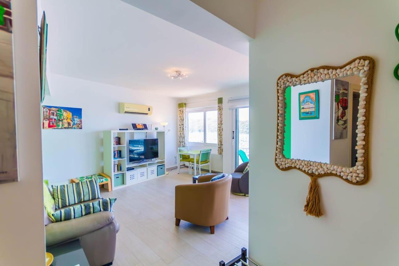 Apartment Deniz Manzarili Luex *
