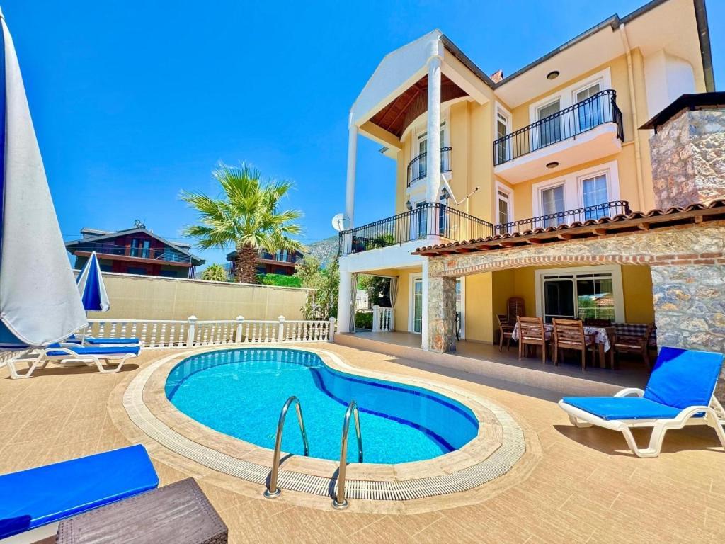 Villa Defne 3 Oeluedeniz Private Pool *