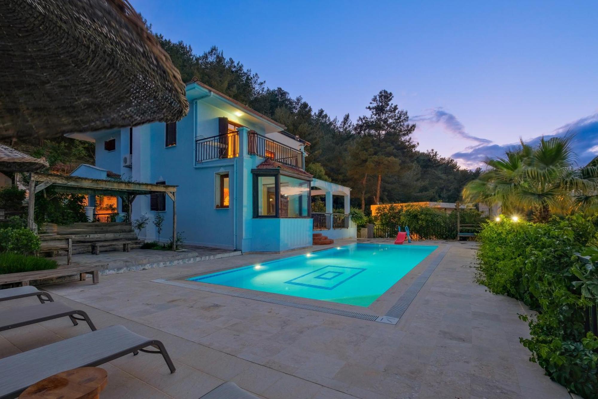 Uezuemlue Evleri Bed & Breakfast