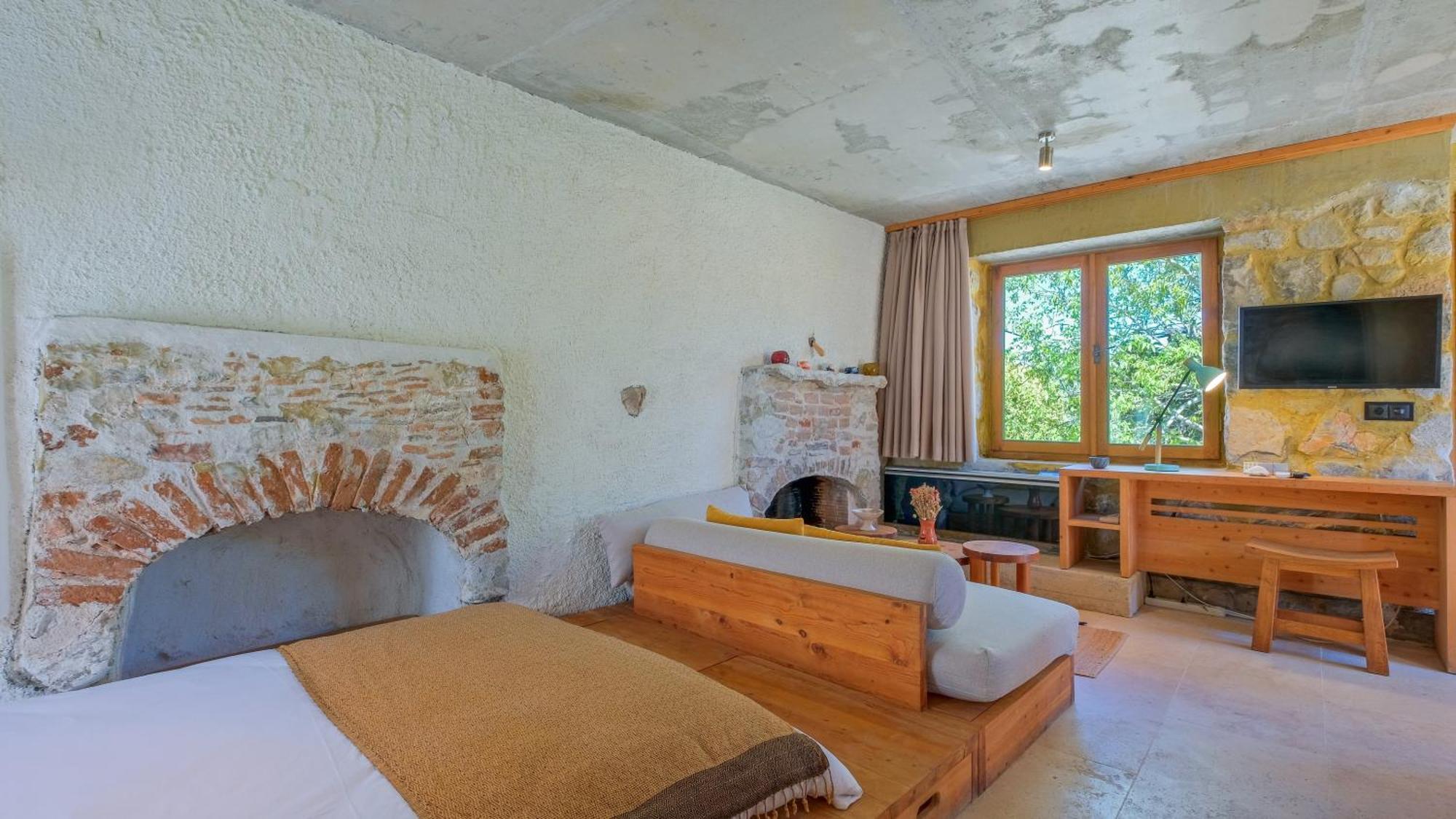 Uezuemlue Evleri Bed & Breakfast