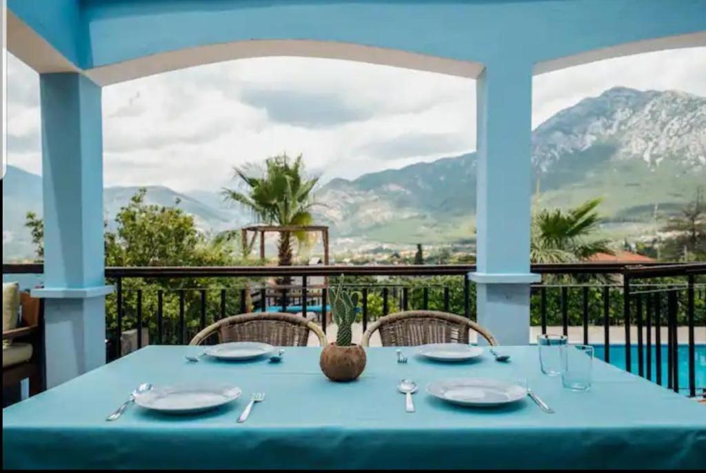 Uezuemlue Evleri Bed & Breakfast *