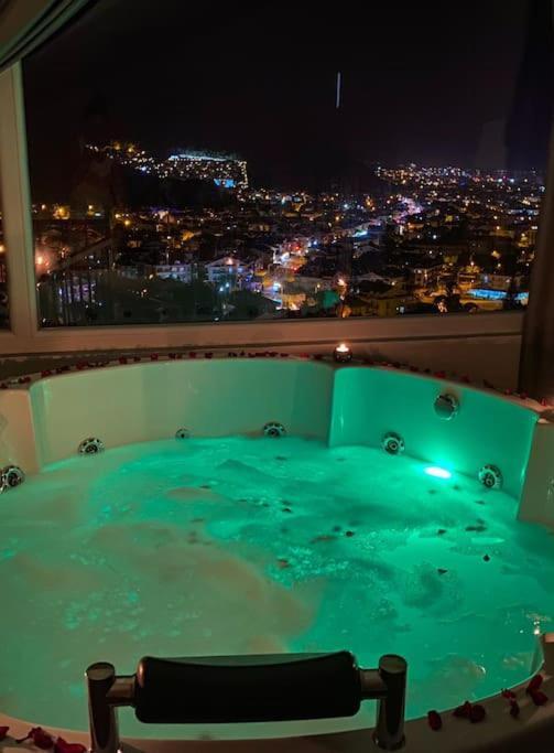 Apartment Luna House - Manzara, Jakuzi, 4 Yatak Odasi Fethiye