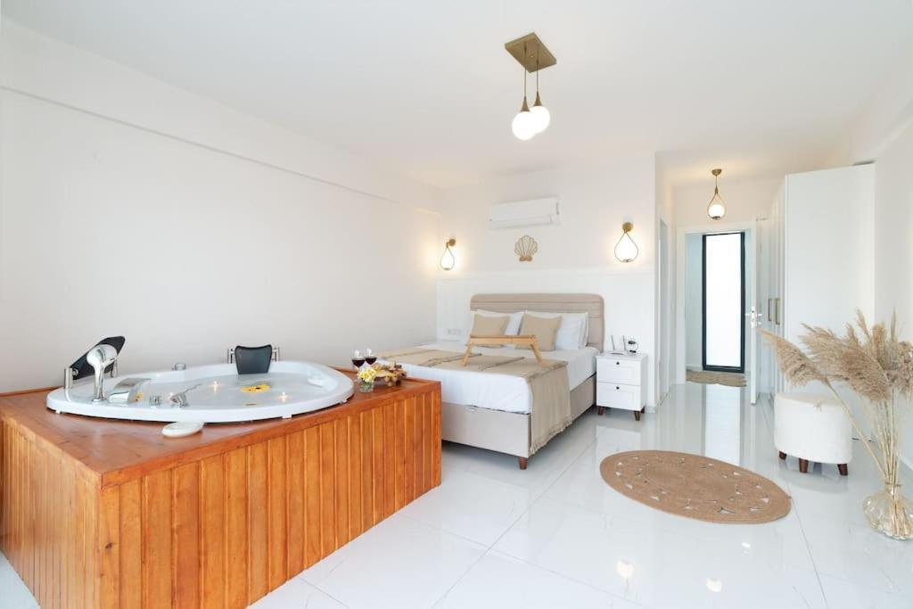 Seashell House - Private, Luxury, Pool, Sauna Fethiye