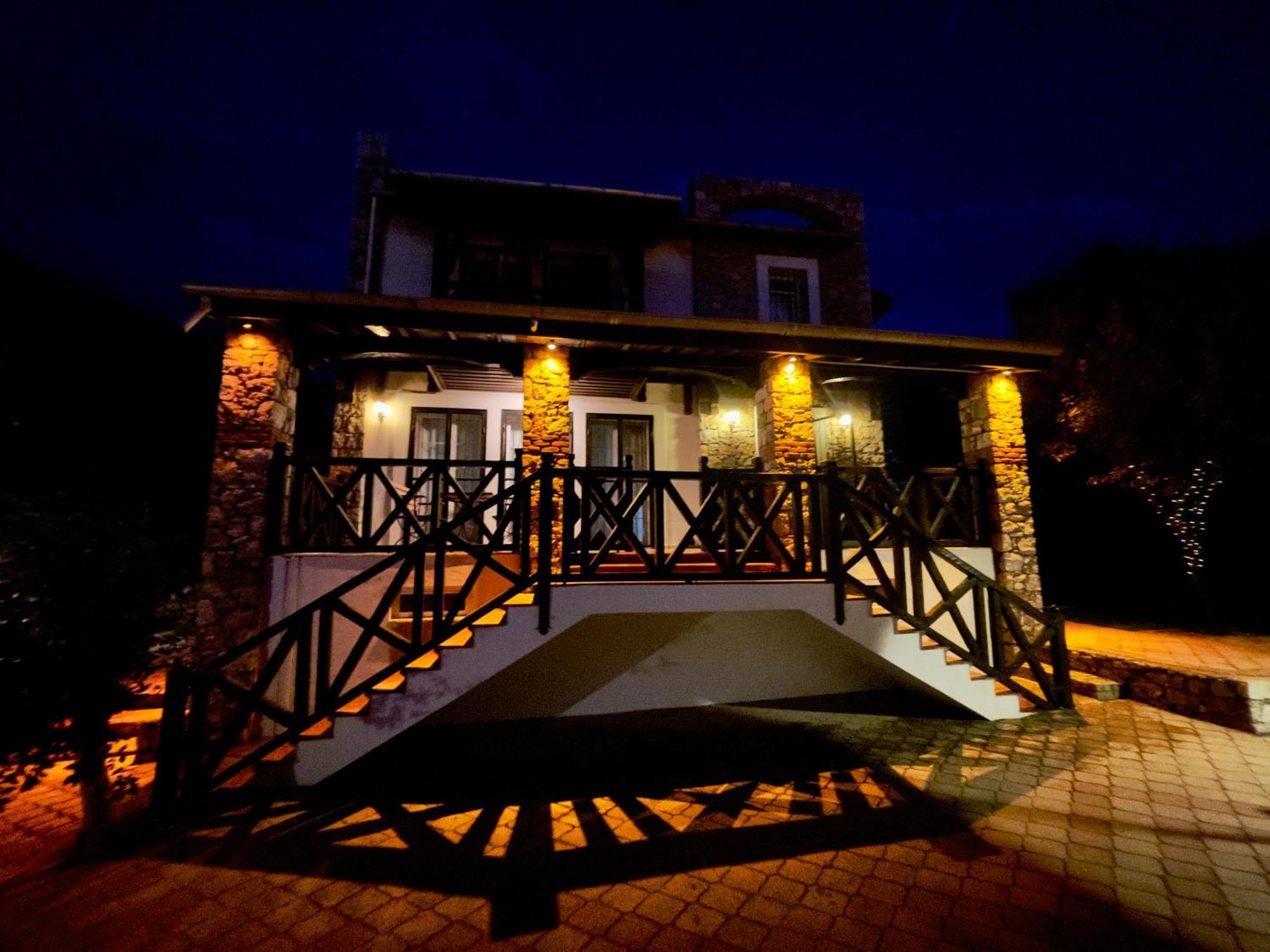 Deniz Villa