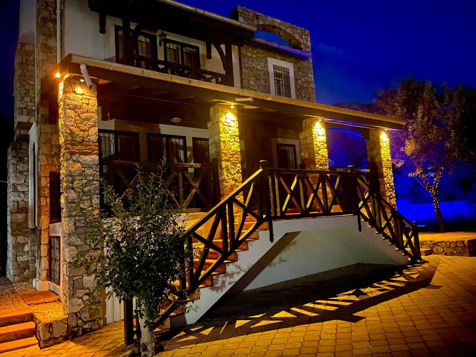 Deniz Villa
