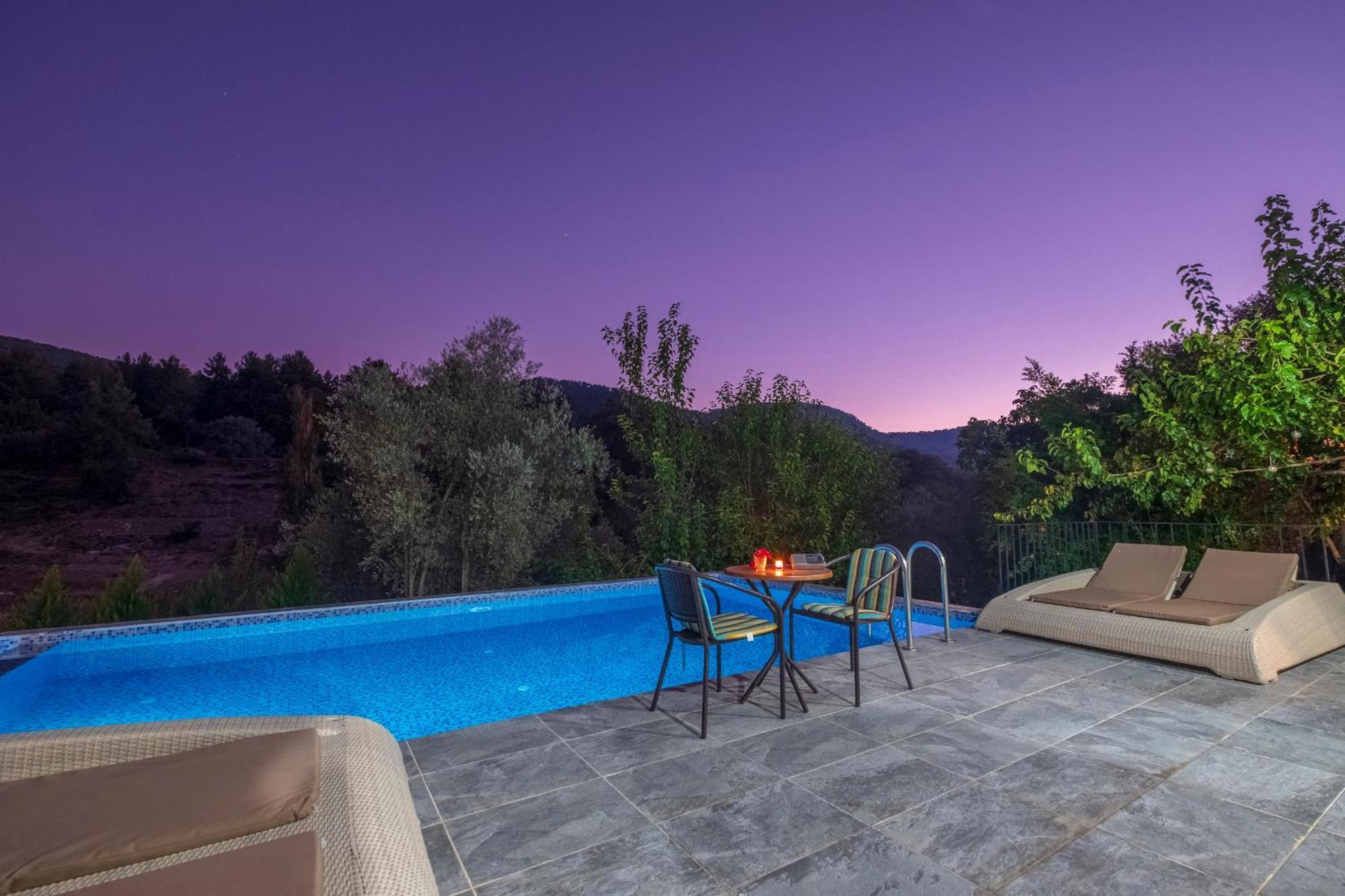 Villa Rose Garden With Private Pool And Jacuzzi Fethiye