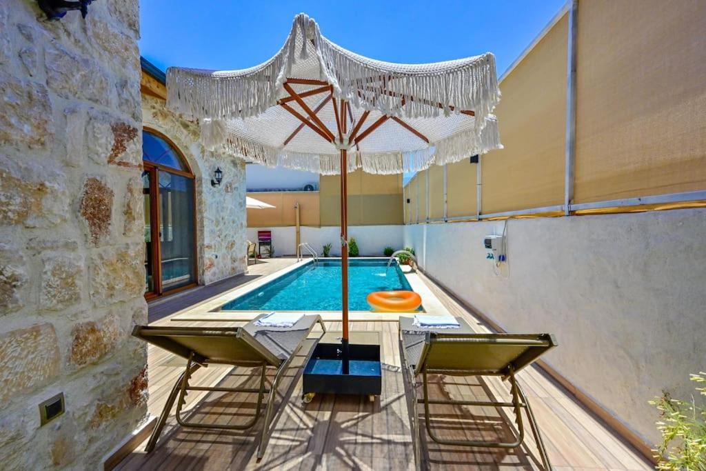 Villa Canoezue 4 *