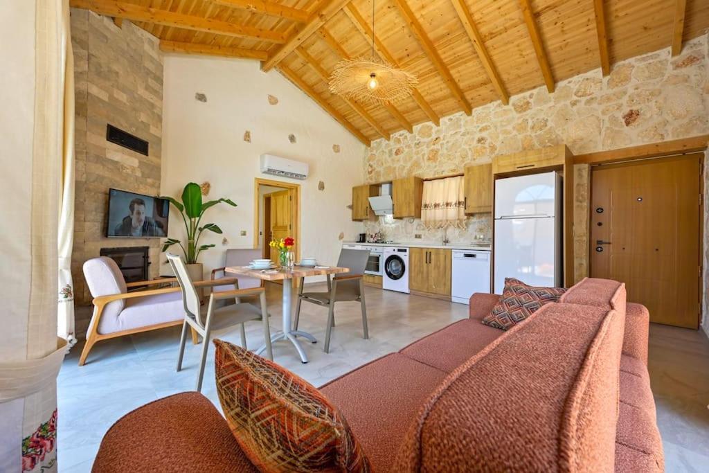 Villa Canoezue 4 *