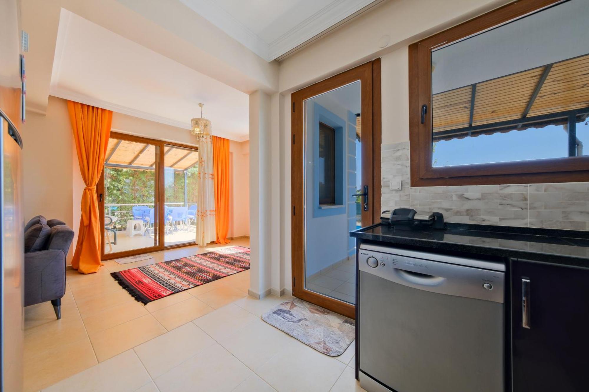 Talia Deniz Manzarali Villa