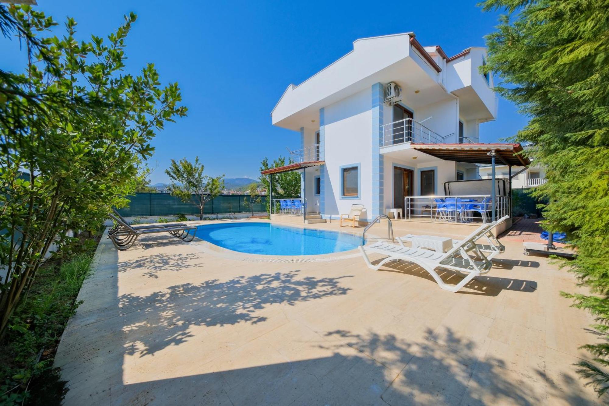Villa Talia Deniz Manzarali *