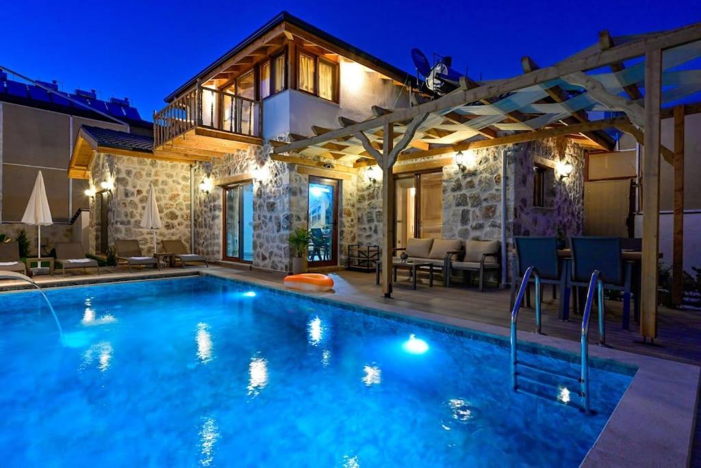 Villa Canoezue 3 *