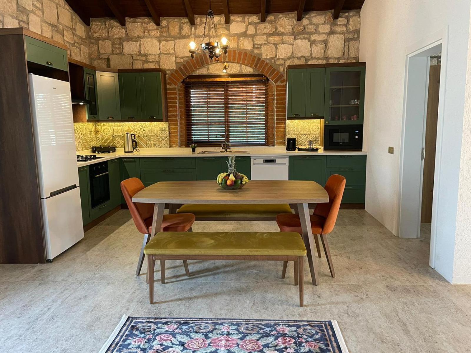 Villa Guelyali Konaklari *