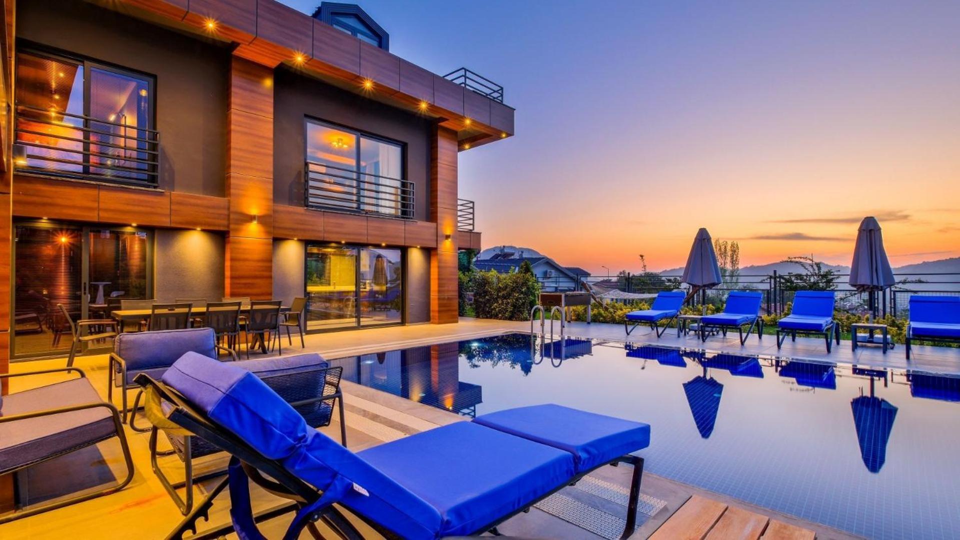 Oludeniz 4 Bedroom 4979 Villa *